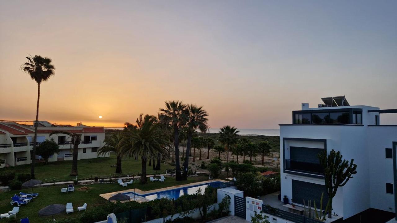 Beachfront House,manta Rota,algarve *